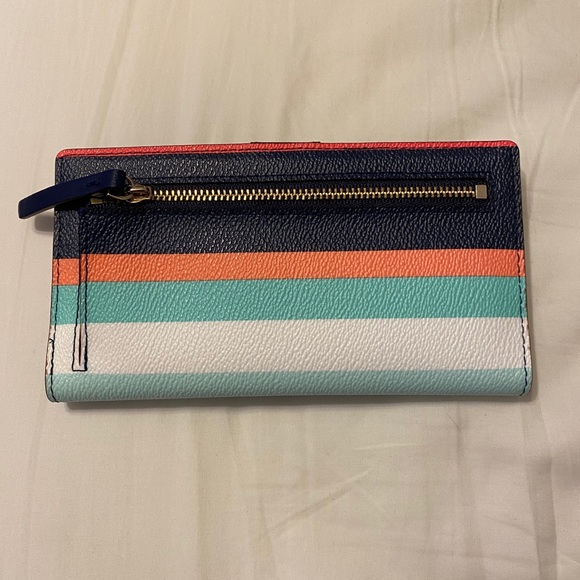 Brand New Kate Spade Wallet - Picture 3 of 3